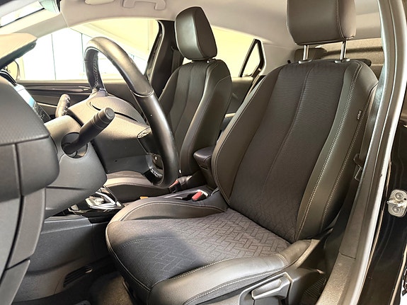 Opel Corsa-e 10 of 17