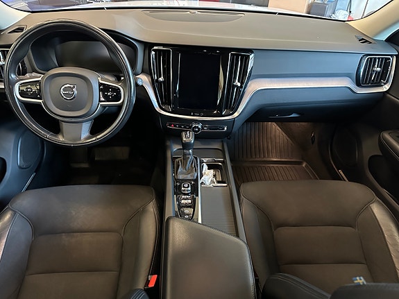 Volvo V60 20 of 30