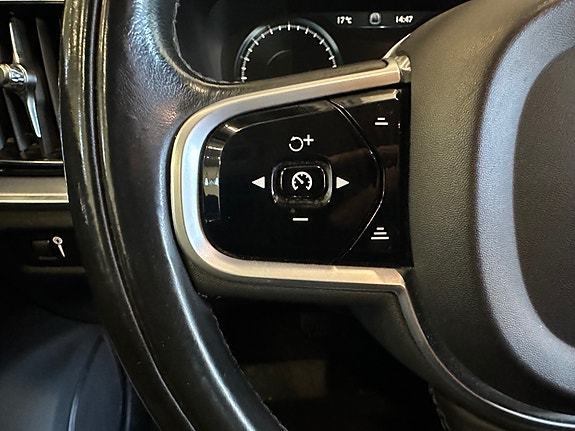 Volvo V60 25 of 30