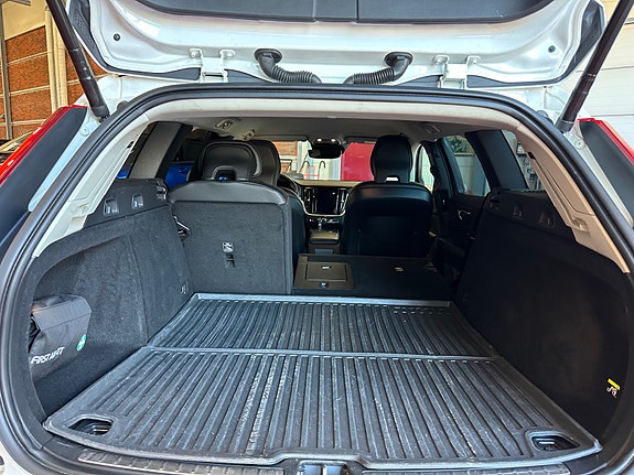 Volvo V60 27 of 30
