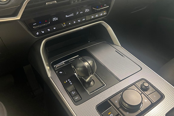 Mazda CX-60 14 of 24