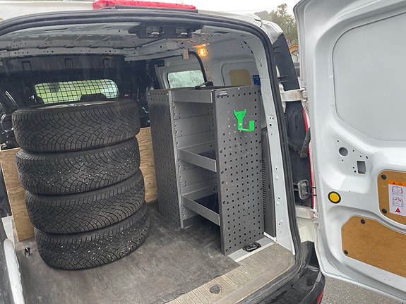 Ford Transit Connect 19 of 21