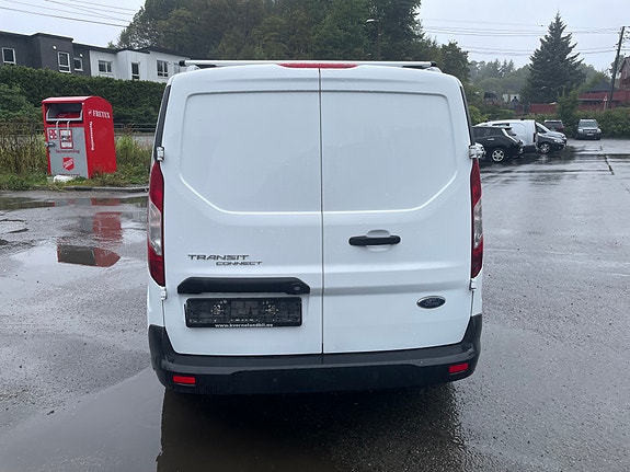 Ford Transit Connect 6 of 21