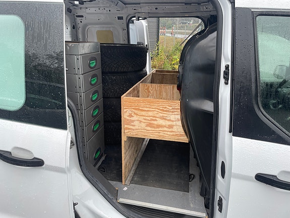 Ford Transit Connect 20 of 21