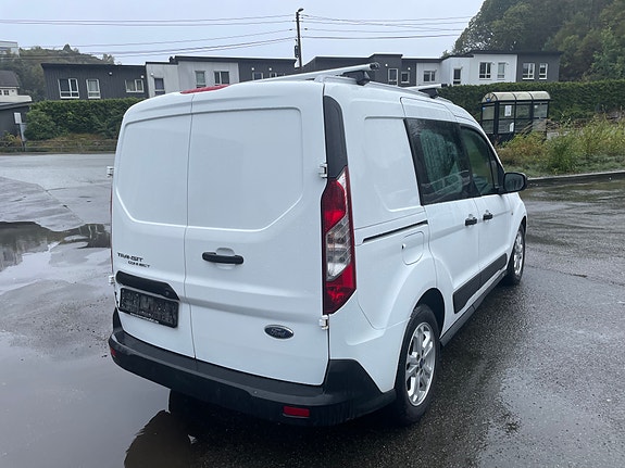 Ford Transit Connect 5 of 21