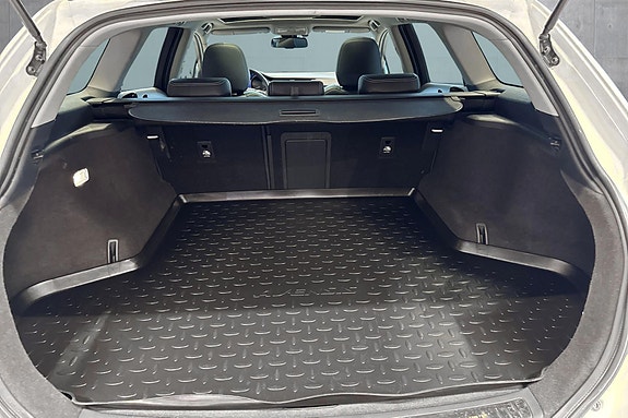 Toyota Avensis 18 of 25
