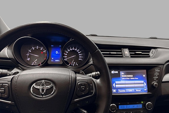 Toyota Avensis 13 of 25