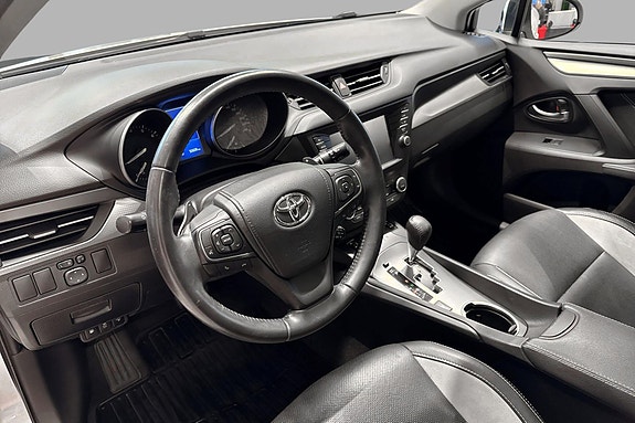 Toyota Avensis 10 of 25