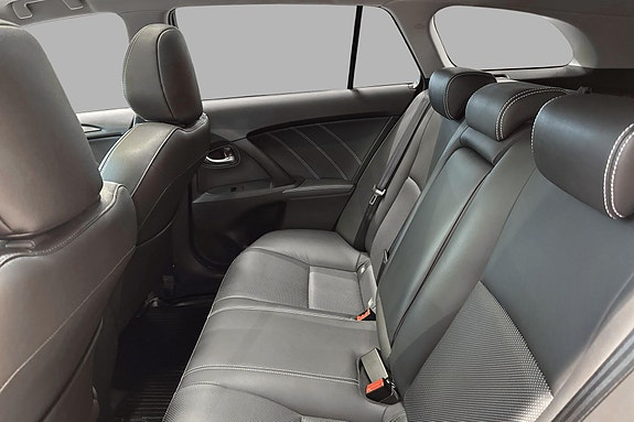 Toyota Avensis 16 of 25