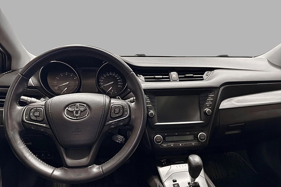 Toyota Avensis 9 of 25