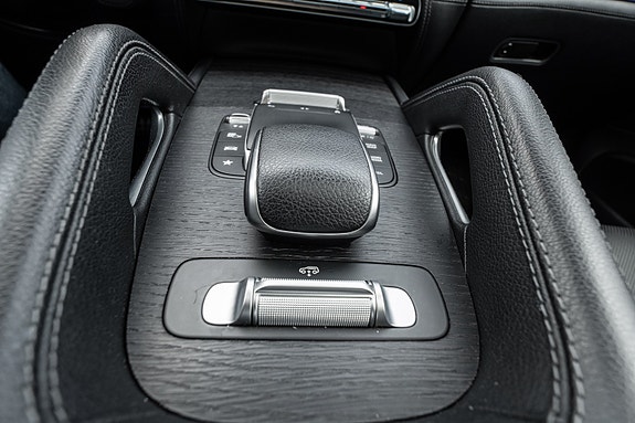 Mercedes-Benz GLE350 de 18 of 30
