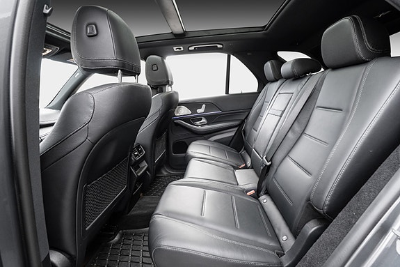 Mercedes-Benz GLE350 de 27 of 30
