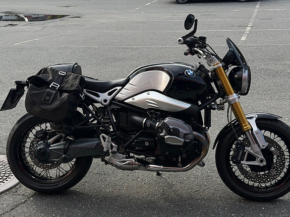 BMW R nineT 7 of 12