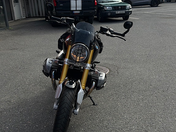 BMW R nineT 5 of 12