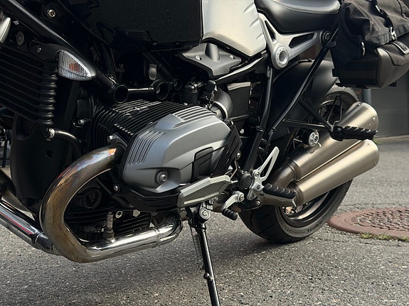 BMW R nineT 4 of 12