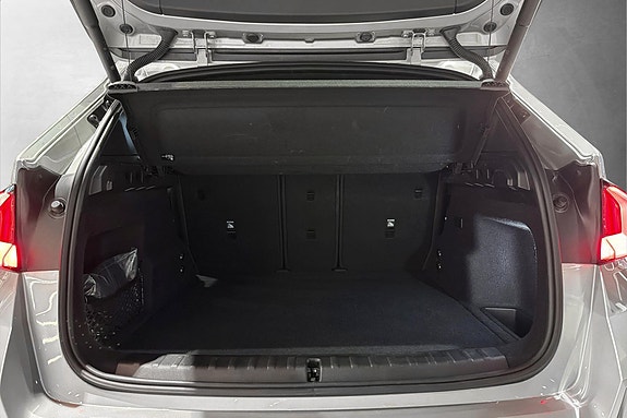 BMW iX1 17 of 22