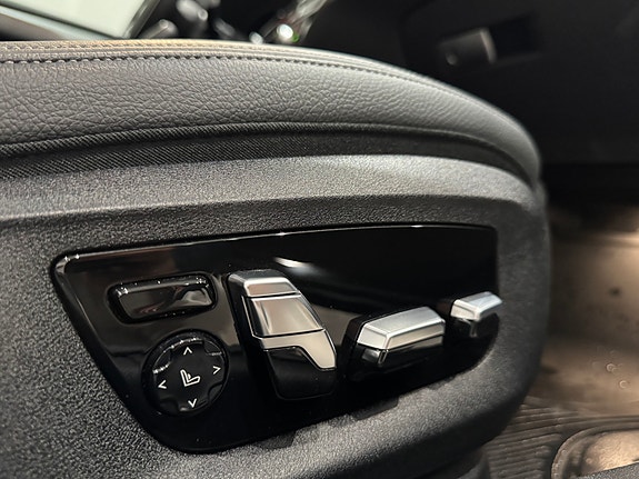 BMW 530i 28 of 30