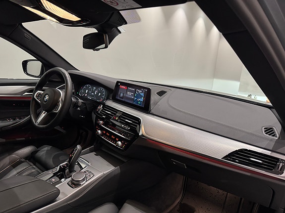 BMW 530i 24 of 30