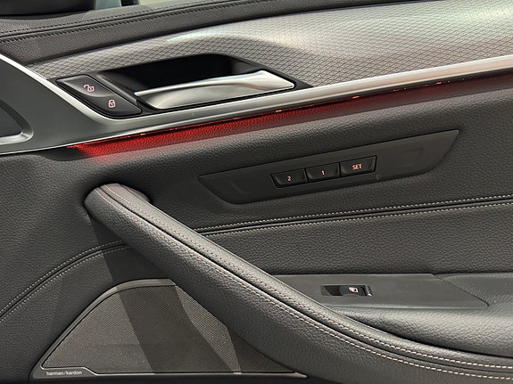 BMW 530i 30 of 30