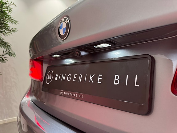 BMW 530i 17 of 30