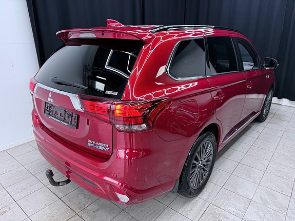 Mitsubishi Outlander 8 of 30