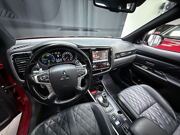 Mitsubishi Outlander 14 of 30