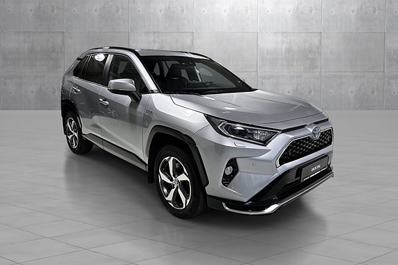 Toyota RAV4 7 of 30