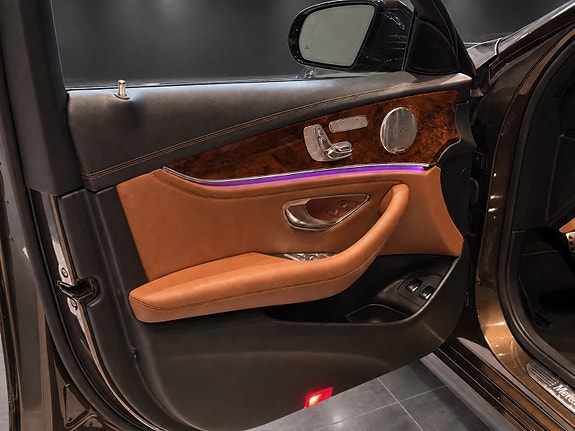 Mercedes-Benz E350 e 23 of 30