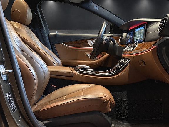 Mercedes-Benz E350 e 22 of 30