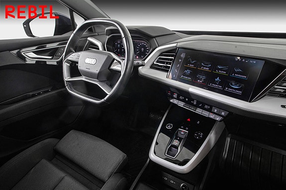 Audi Q4 e-tron 14 of 25