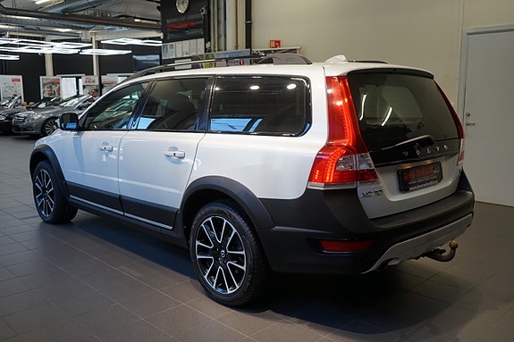 Volvo XC70 4 of 30