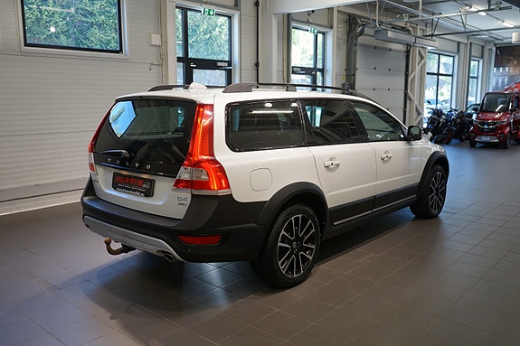 Volvo XC70 9 of 30
