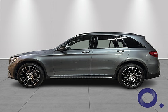 Mercedes-Benz GLC250 d 2 of 30