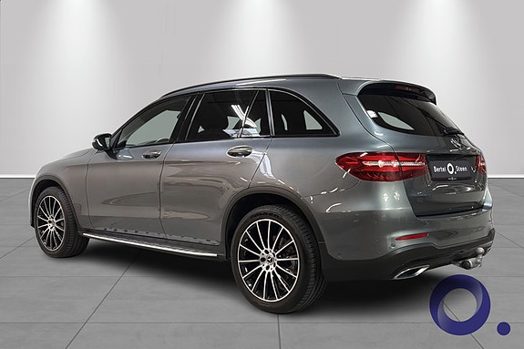 Mercedes-Benz GLC250 d 3 of 30