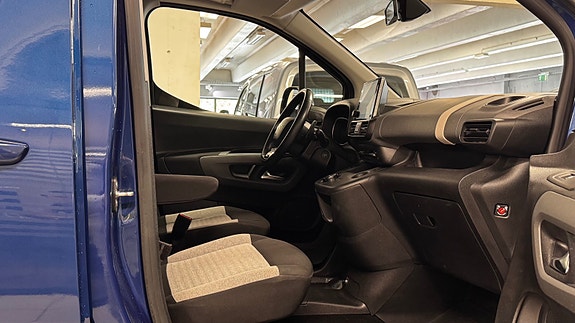 Citroen Berlingo 11 of 28