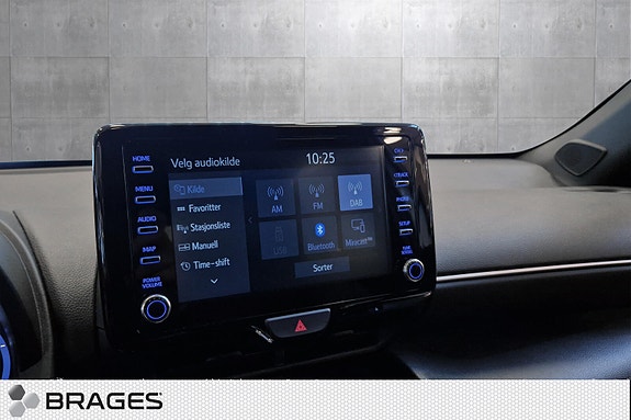 Toyota Yaris Cross 15 of 21