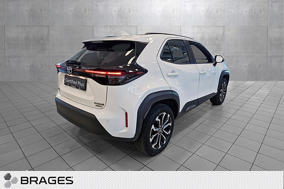Toyota Yaris Cross 5 of 21
