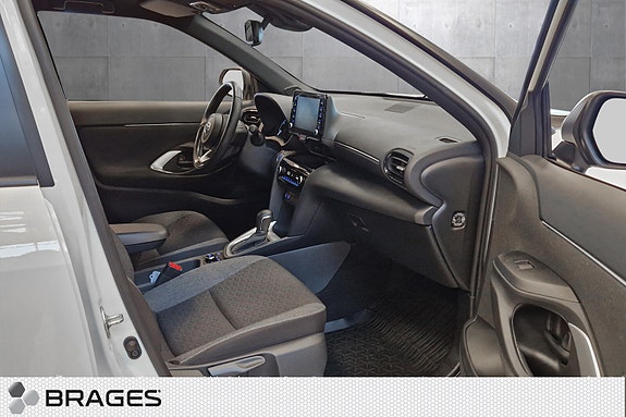Toyota Yaris Cross 18 of 21
