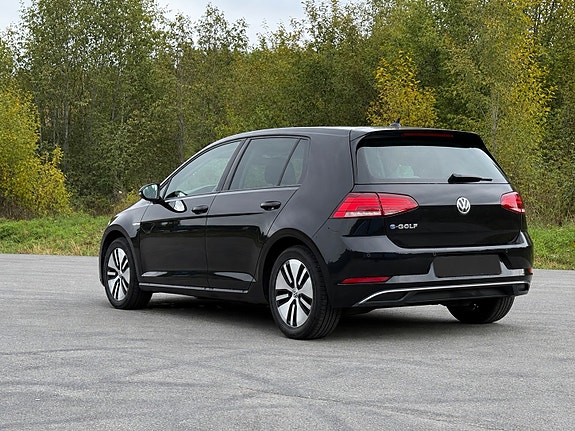 Volkswagen e-Golf VII 7 of 27