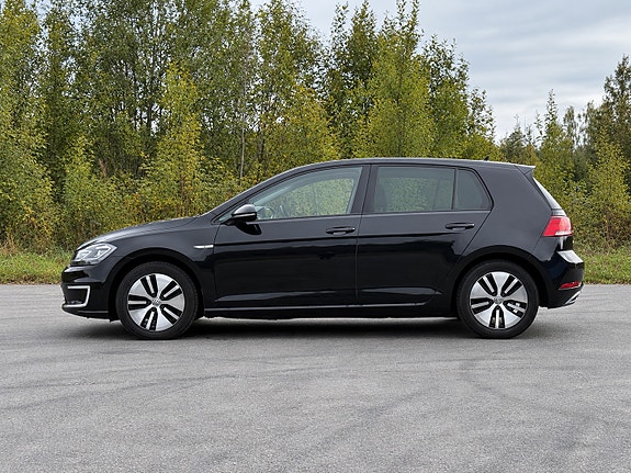 Volkswagen e-Golf VII 8 of 27