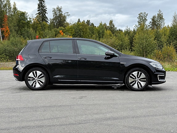 Volkswagen e-Golf VII 4 of 27