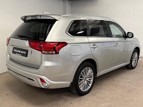 Mitsubishi Outlander 6 of 29