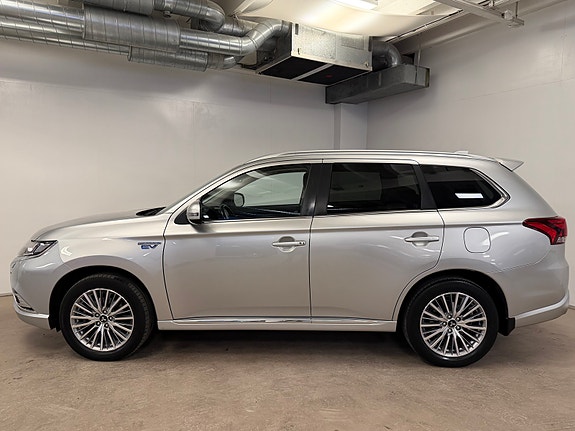 Mitsubishi Outlander 3 of 29