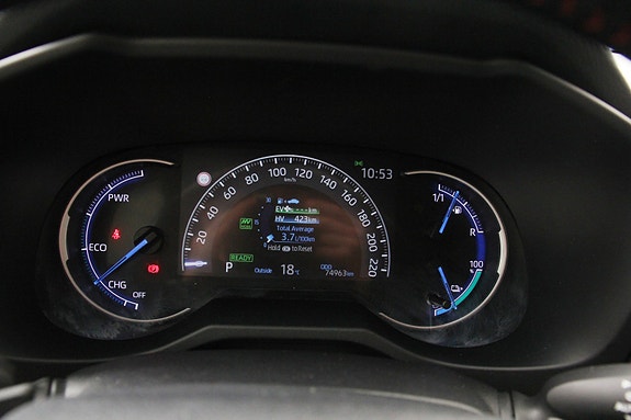 Toyota RAV4 Plug-in Hybrid 23 of 26