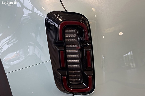 Renault 4 E-Tech 13 of 30