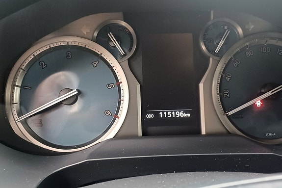 Toyota Land Cruiser 11 of 20