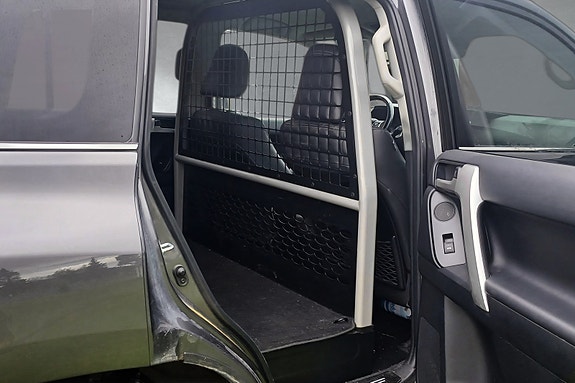 Toyota Land Cruiser 14 of 20