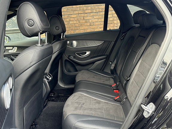 Mercedes-Benz GLC350 e 25 of 30