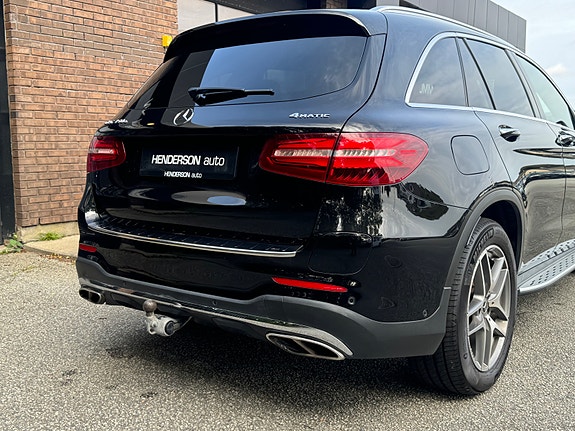 Mercedes-Benz GLC350 e 6 of 30