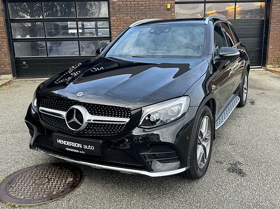 Mercedes-Benz GLC350 e 3 of 30